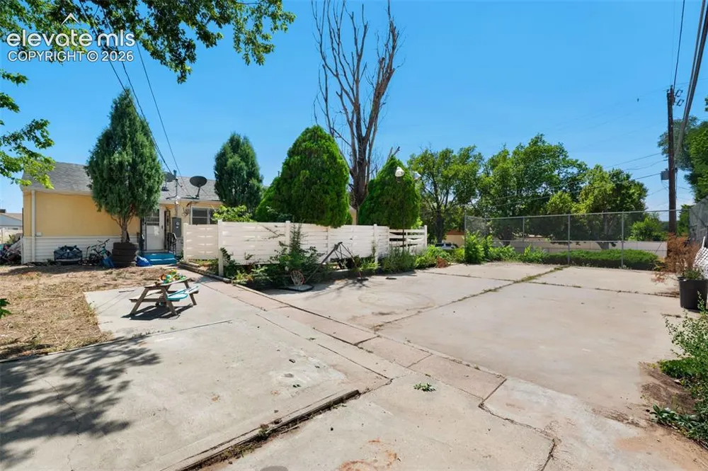 1317 Alexander Circle Pueblo, CO 81001