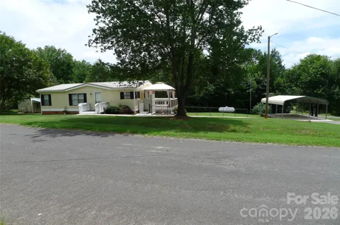 116 Hank Lesser Road