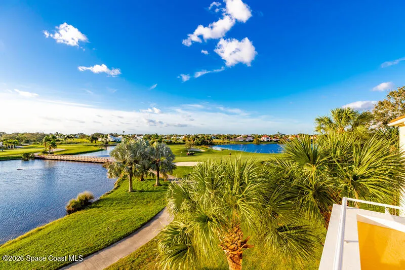 5010 Harmony Circle #306 Vero Beach, FL 32967