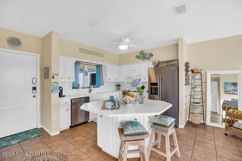 5010 Harmony Circle #306 Vero Beach, FL 32967