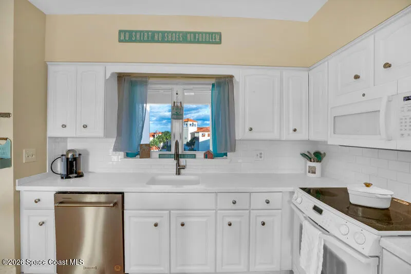 5010 Harmony Circle #306 Vero Beach, FL 32967