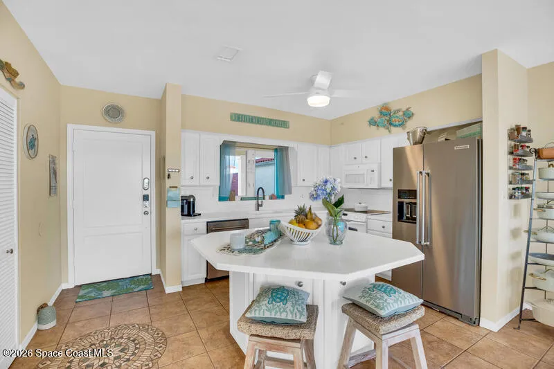 5010 Harmony Circle #306 Vero Beach, FL 32967