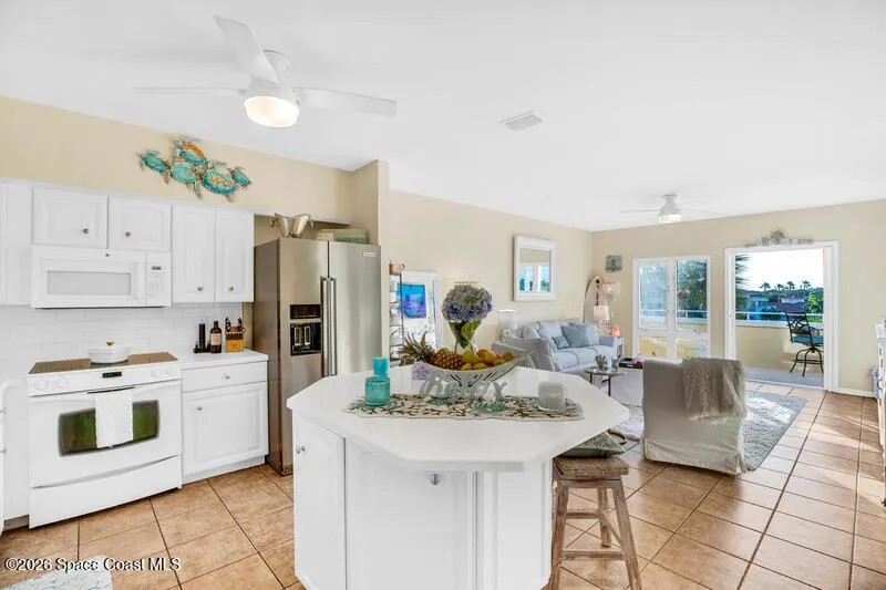 5010 Harmony Circle #306 Vero Beach, FL 32967