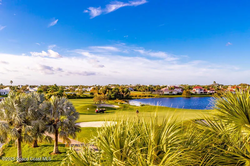 5010 Harmony Circle #306 Vero Beach, FL 32967