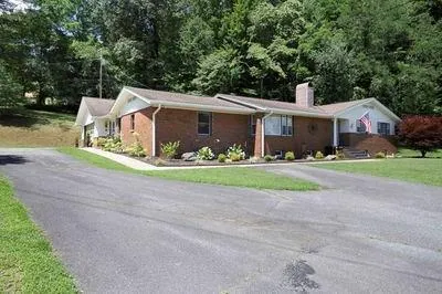 1654 Myers Chapel Road Hayesville, NC 28904