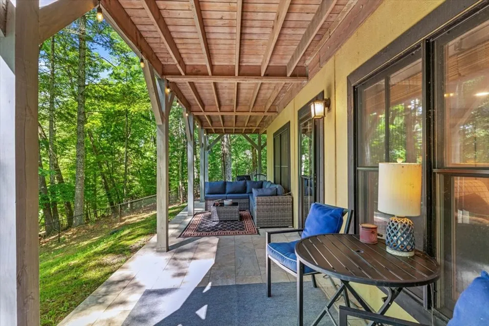 808 Granite Drive Hayesville, NC 28904