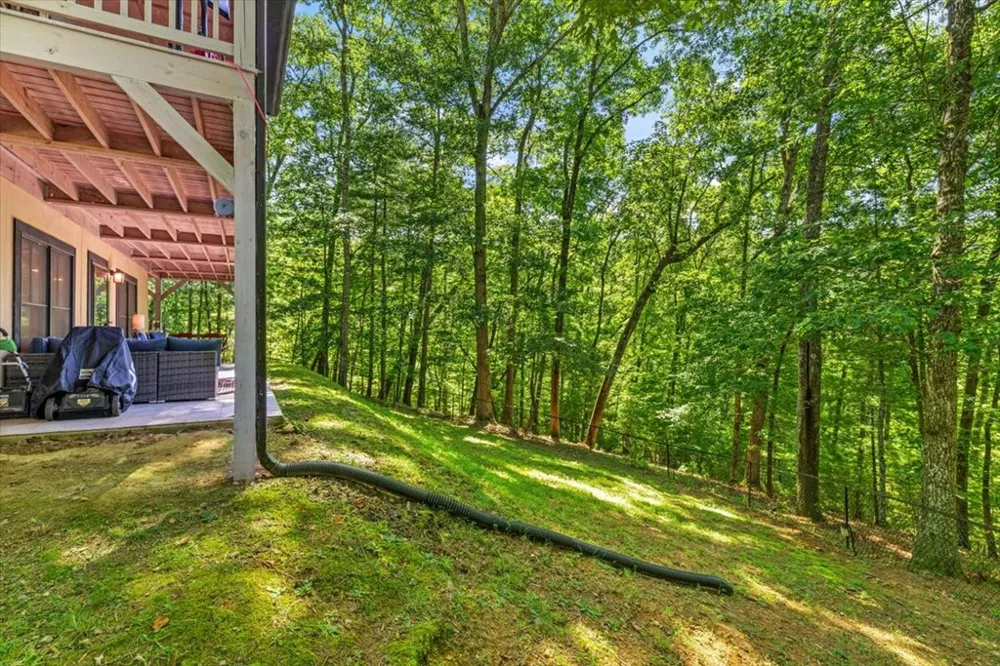 808 Granite Drive Hayesville, NC 28904