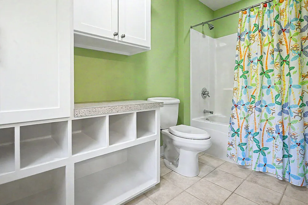 3703 Westbeech Court Hudsonville, MI 49426