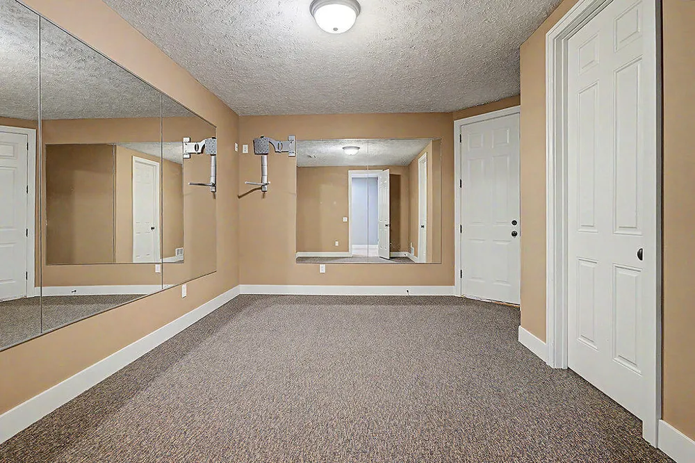 3703 Westbeech Court Hudsonville, MI 49426