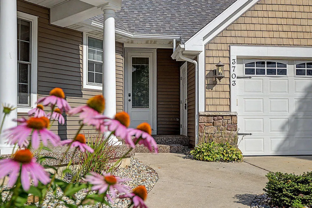 3703 Westbeech Court Hudsonville, MI 49426