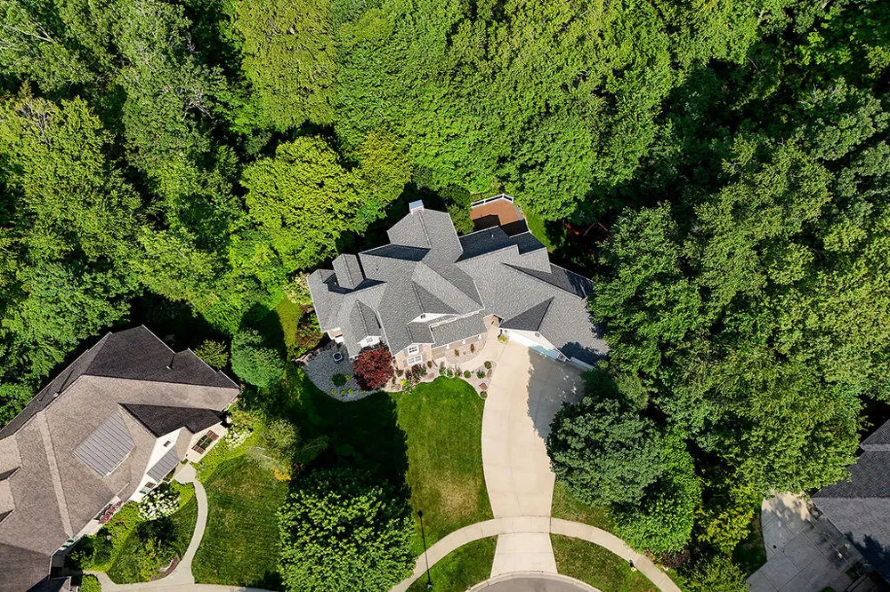 3703 Westbeech Court Hudsonville, MI 49426