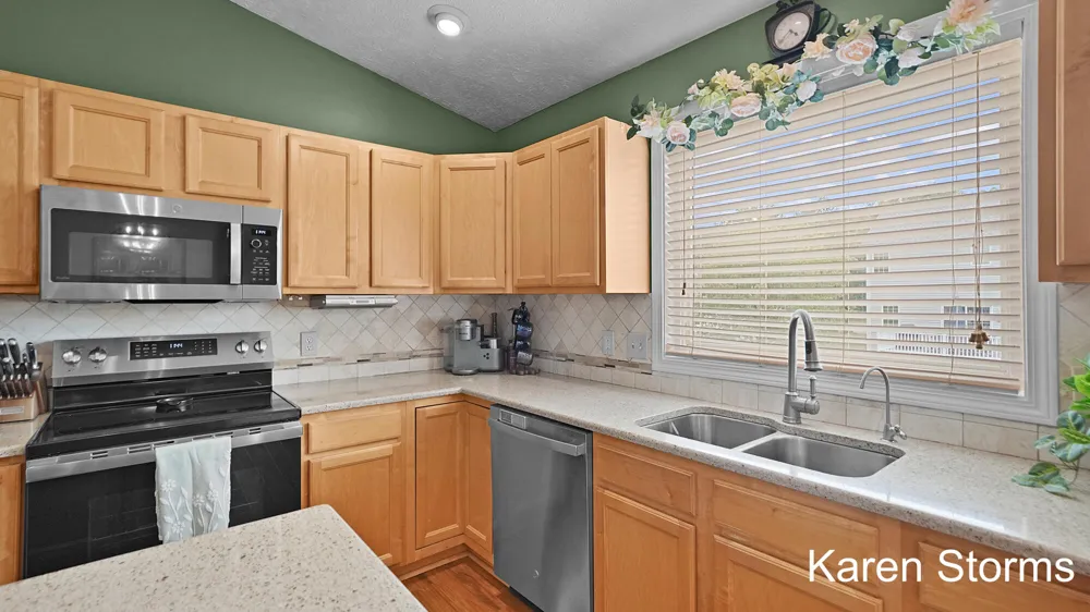 7792 Westside Drive Hudsonville, MI 49426