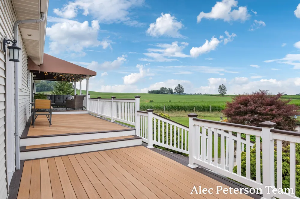 2807 8th Avenue SW Byron Center, MI 49315