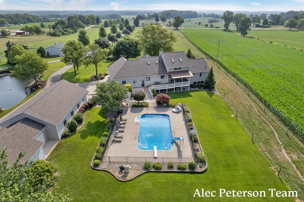 2807 8th Avenue SW Byron Center, MI 49315
