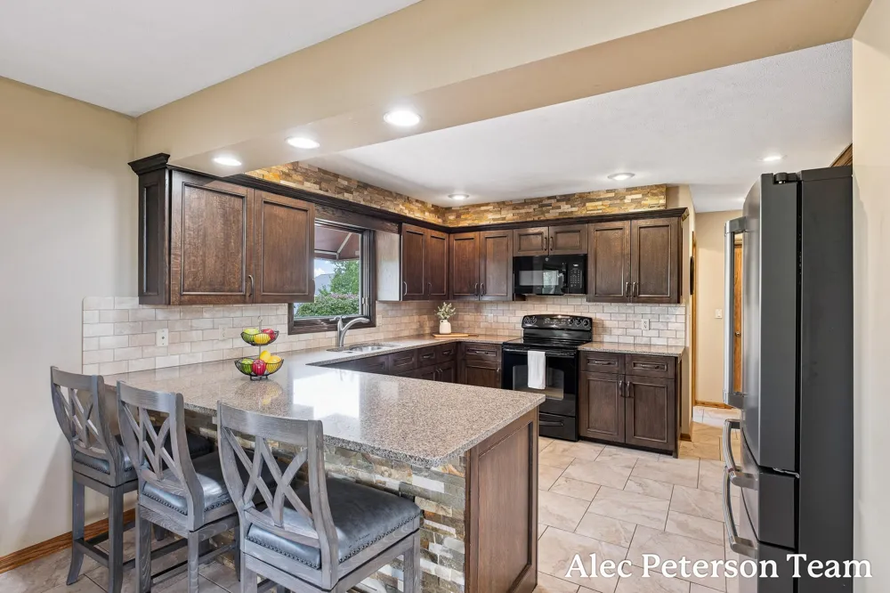 2807 8th Avenue SW Byron Center, MI 49315