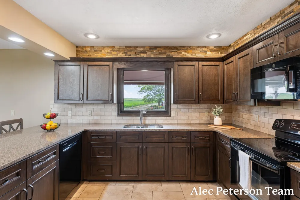 2807 8th Avenue SW Byron Center, MI 49315