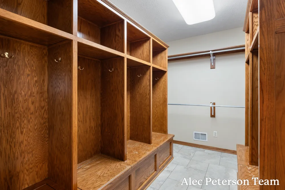 2807 8th Avenue SW Byron Center, MI 49315