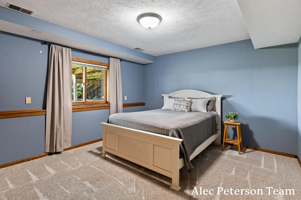 2807 8th Avenue SW Byron Center, MI 49315