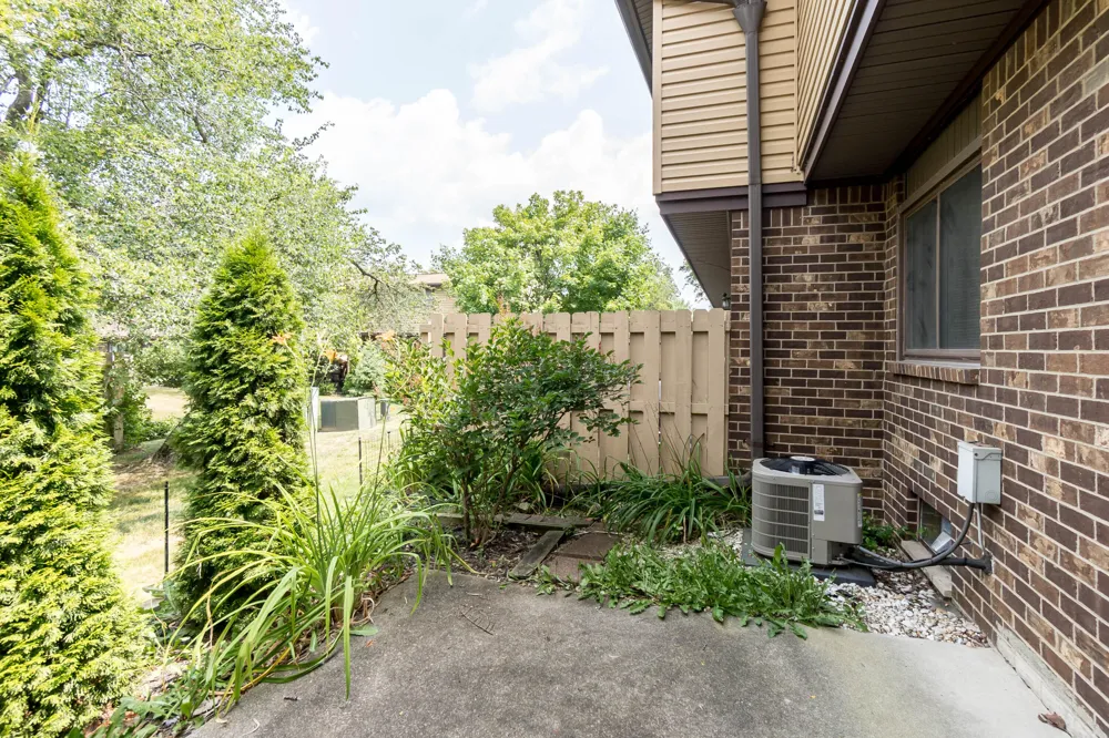 32143 W 12 Mile Road Farmington Hills, MI 48334
