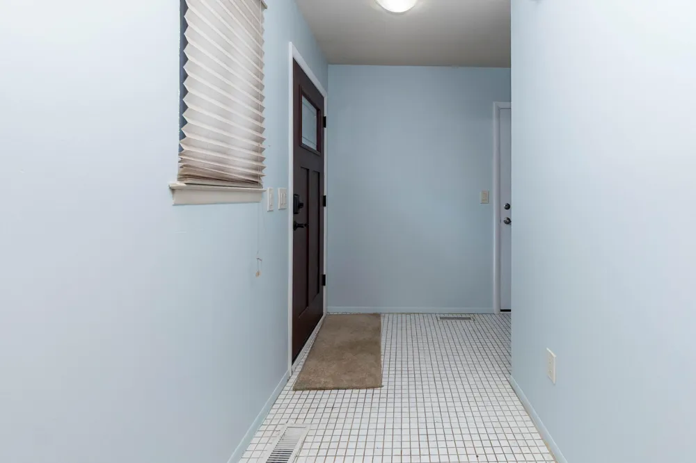 32143 W 12 Mile Road Farmington Hills, MI 48334