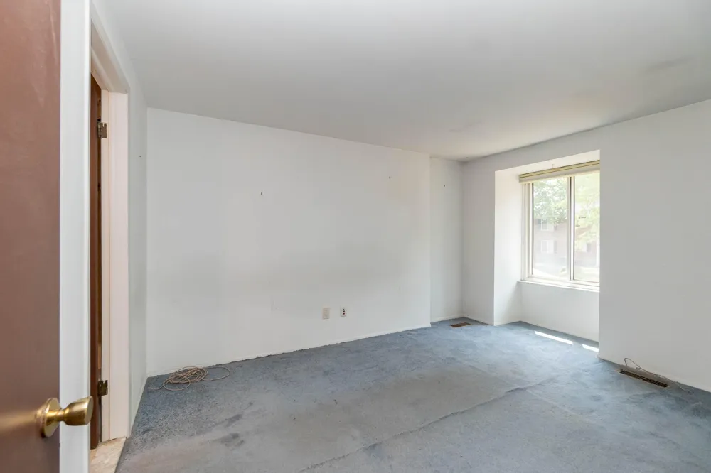 32143 W 12 Mile Road Farmington Hills, MI 48334