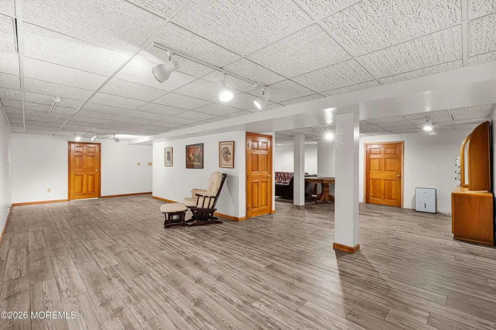 19 Cherokee Road East Brunswick, NJ 08816