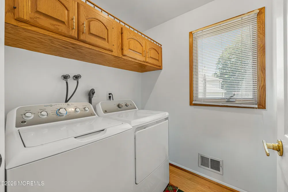 19 Cherokee Road East Brunswick, NJ 08816