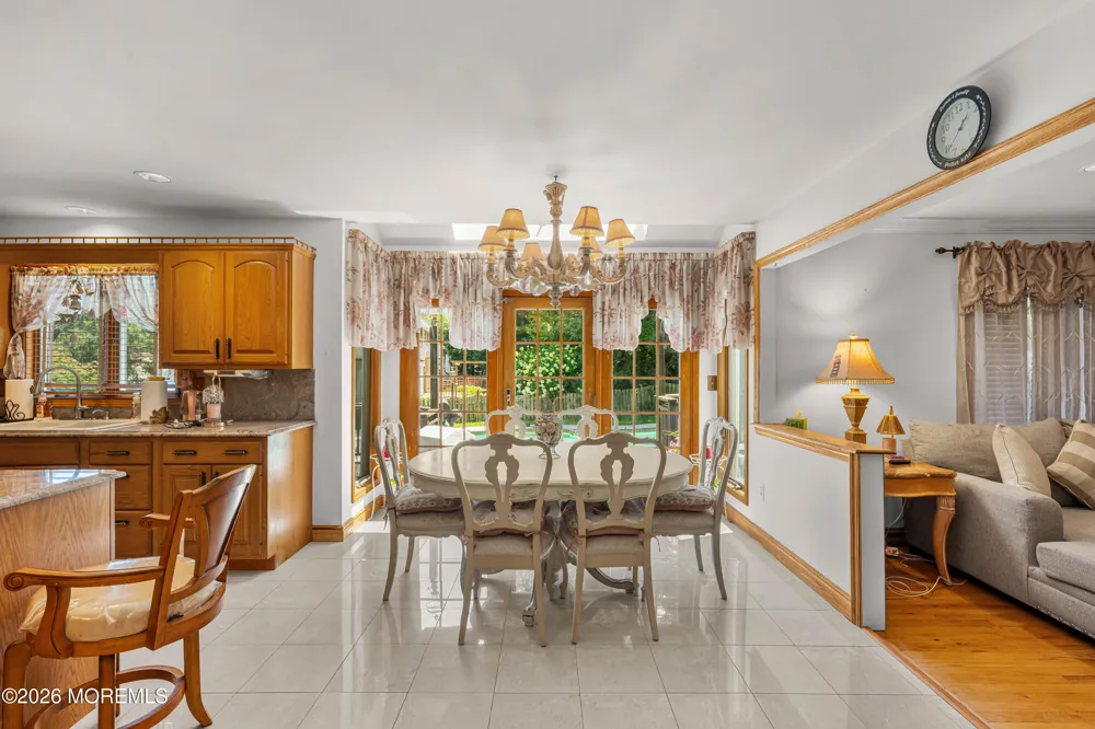 19 Cherokee Road East Brunswick, NJ 08816