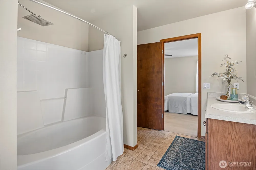 21263 Nordby Drive NW Poulsbo, WA 98370