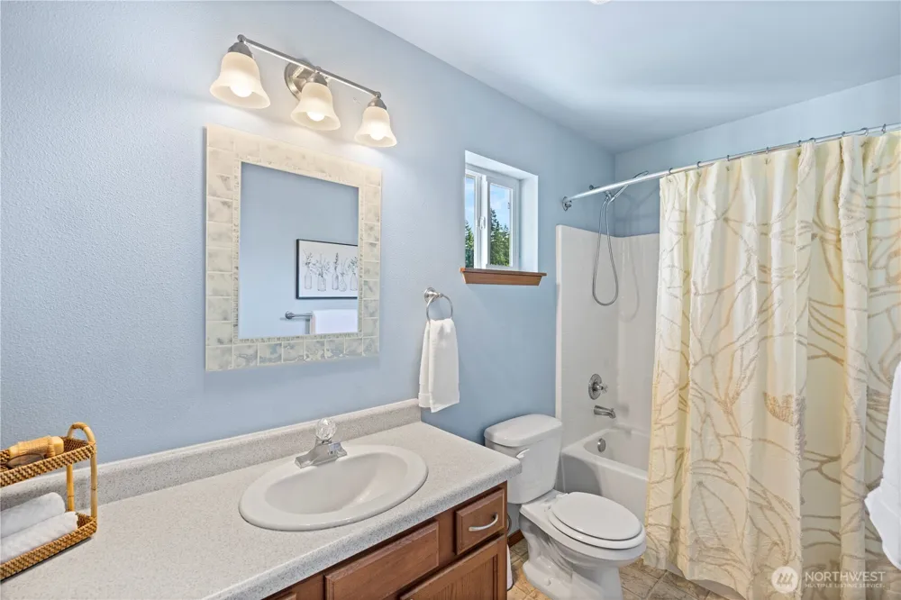 21263 Nordby Drive NW Poulsbo, WA 98370