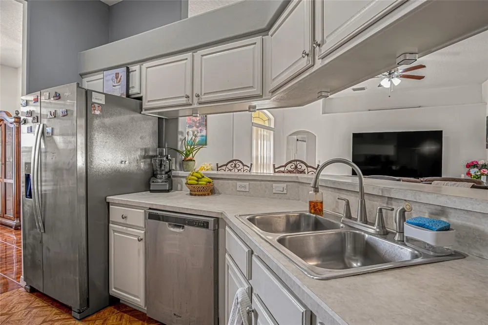 525 JUSTINE AVENUE NW Palm Bay, FL 32907