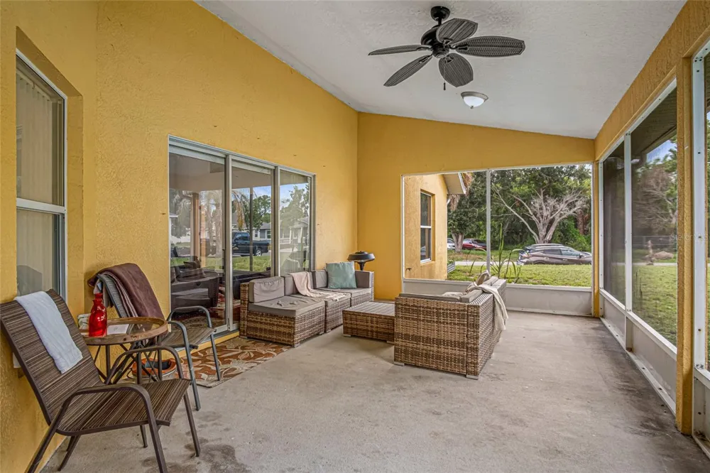 525 JUSTINE AVENUE NW Palm Bay, FL 32907