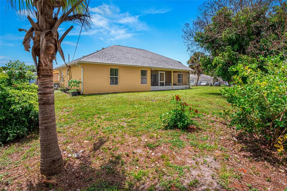 525 JUSTINE AVENUE NW Palm Bay, FL 32907