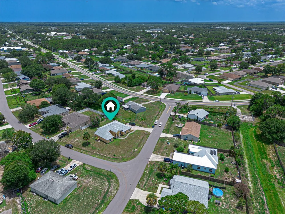 525 JUSTINE AVENUE NW Palm Bay, FL 32907