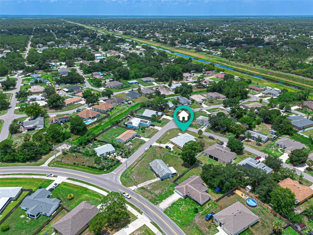 525 JUSTINE AVENUE NW Palm Bay, FL 32907