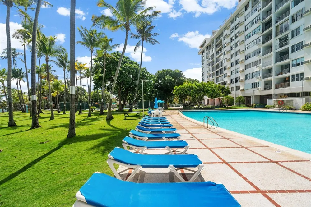 2305 LAUREL #611 San Juan, PR 00913