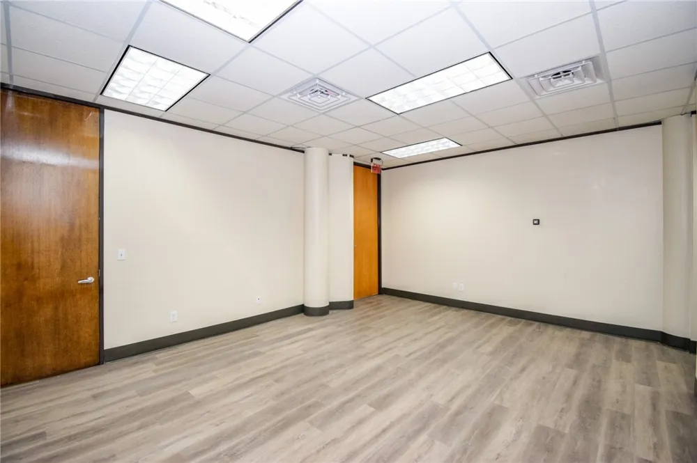 5402 S Staples Street Corpus Christi, TX 78411