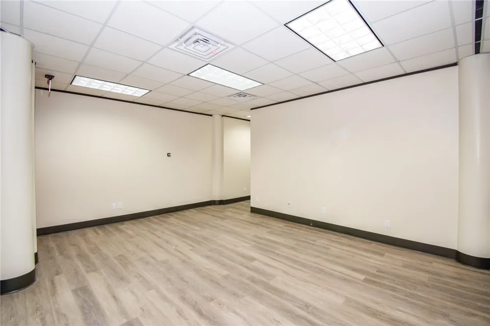 5402 S Staples Street Corpus Christi, TX 78411