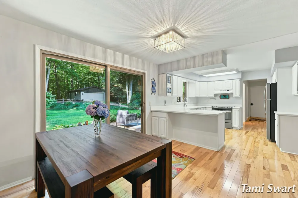 17565 Beech Hill Drive Grand Haven, MI 49417