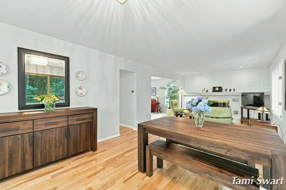 17565 Beech Hill Drive Grand Haven, MI 49417