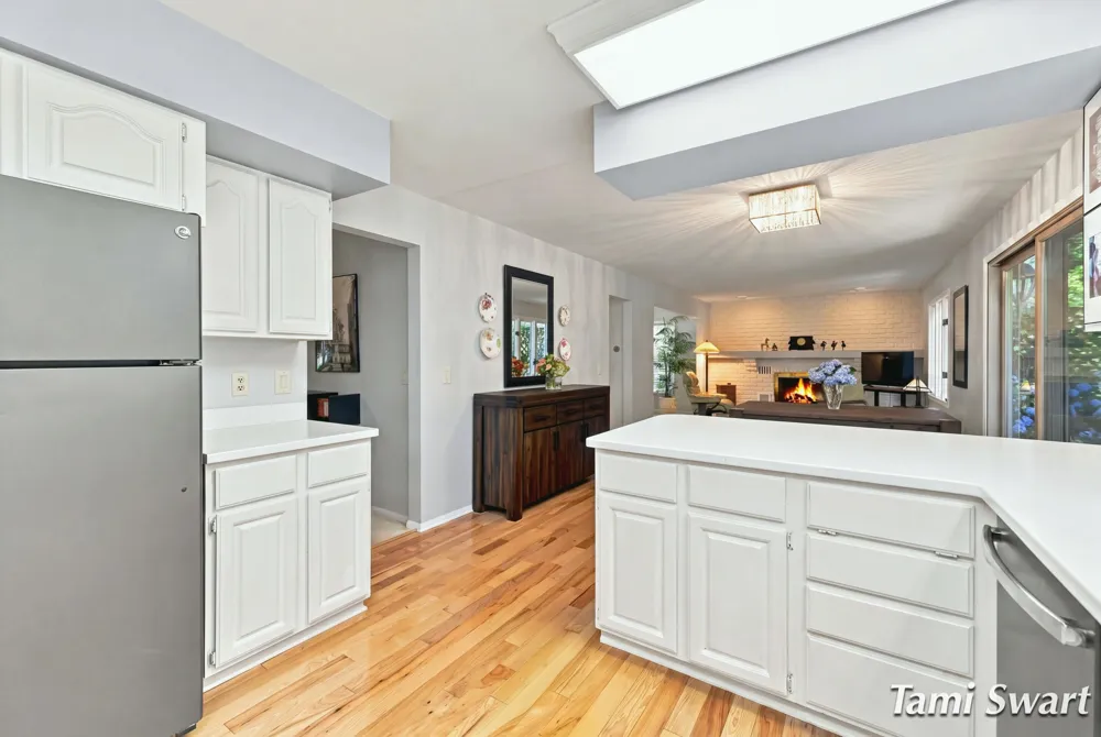17565 Beech Hill Drive Grand Haven, MI 49417