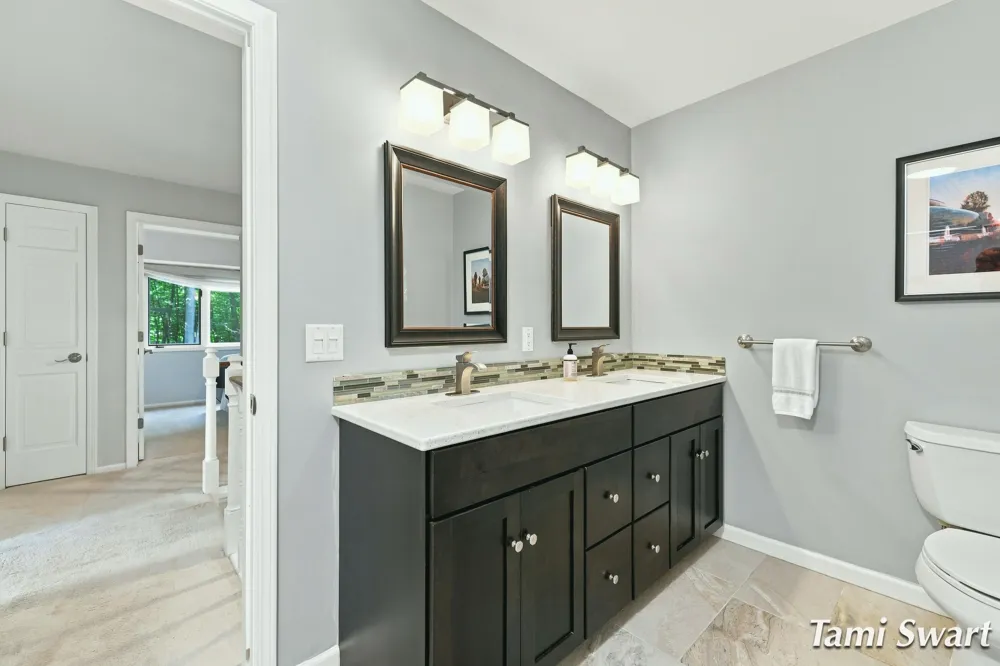 17565 Beech Hill Drive Grand Haven, MI 49417