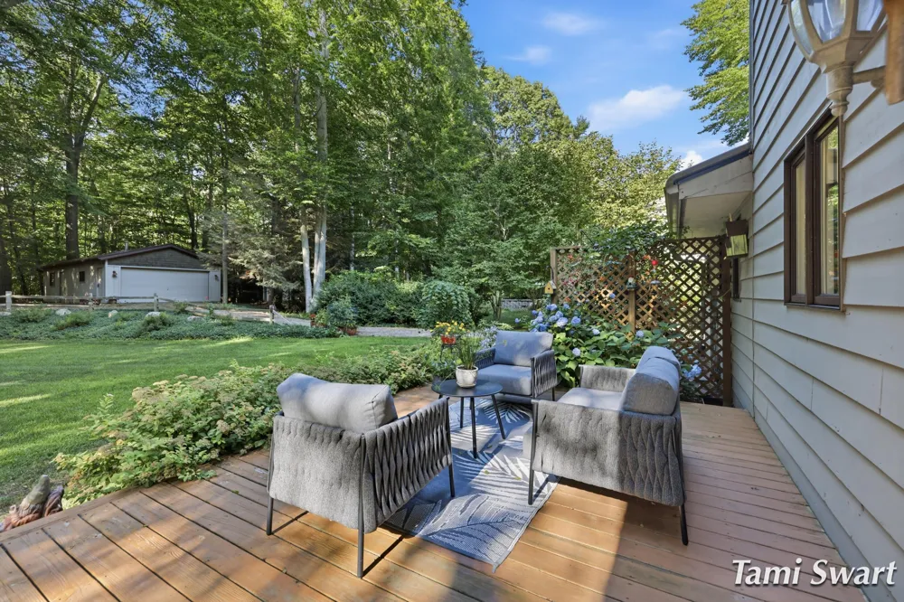 17565 Beech Hill Drive Grand Haven, MI 49417