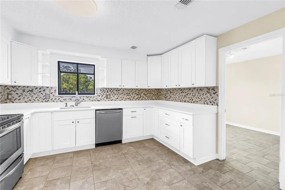 5403 SWEETWATER TERRACE CIRCLE #5403 Tampa, FL 33634