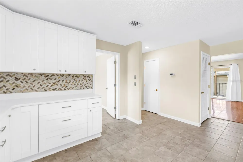 5403 SWEETWATER TERRACE CIRCLE #5403 Tampa, FL 33634
