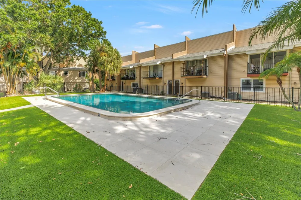 5403 SWEETWATER TERRACE CIRCLE #5403 Tampa, FL 33634