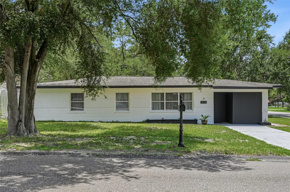 4015 RIVER HILLS DRIVE Tampa, FL 33617