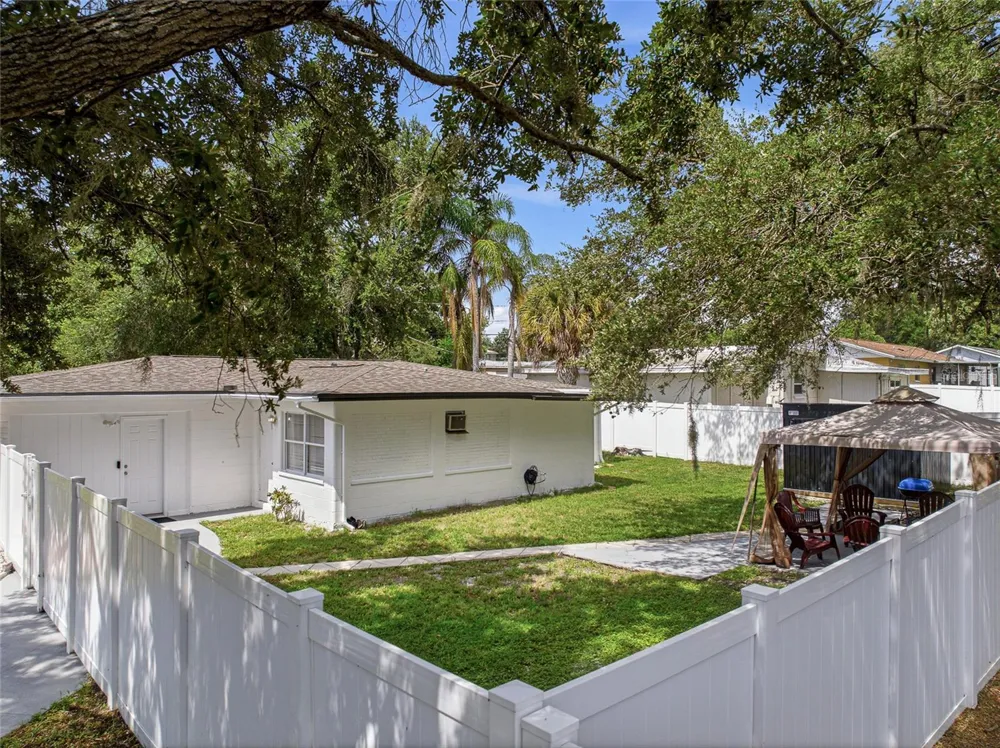4015 RIVER HILLS DRIVE Tampa, FL 33617