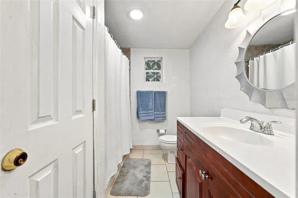 4015 RIVER HILLS DRIVE Tampa, FL 33617