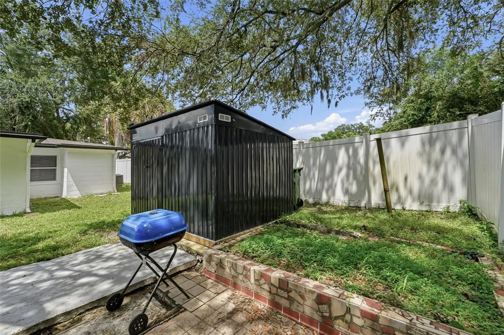 4015 RIVER HILLS DRIVE Tampa, FL 33617